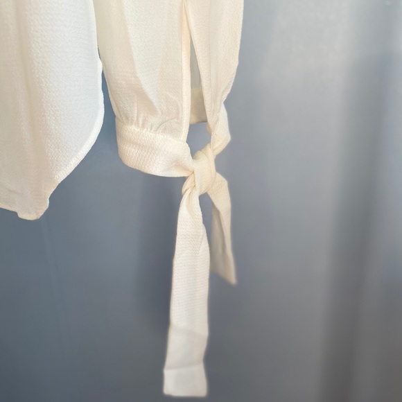 14th Place Blouse - Picture 4 of 4